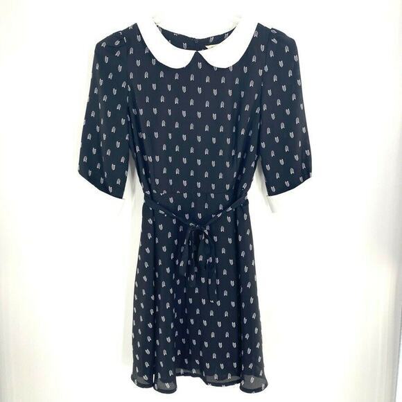 Yumi Fit & Flare Dress‎ Peter Pan Collar Black Print Knee Length M - Picture 1 of 12